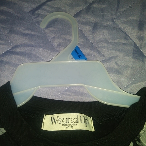 Sweater - Picture 4 of 4